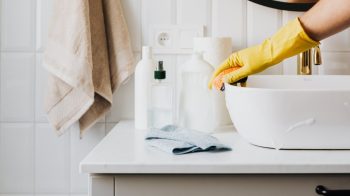 Cum alegi detergentul eficient fără să plătești brandul